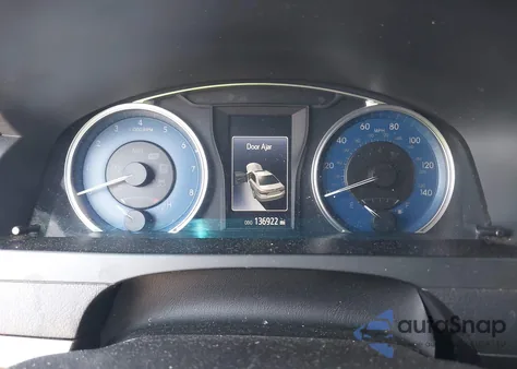 2017 Toyota Camry Xle V6 z USA, uszkodzony, nr VIN 4T1BK1FK3HU584363